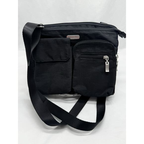 Baggallini Handbags - Baggallini Crossbody Bag Adjustable Strap Travel Work Nylon Black Purse
